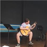 Profesor de música en formación imparte clases de Guitarra y Teclado nivel inicial e intermedio